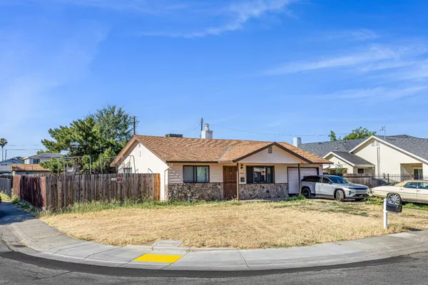 $360,000 | 2640 52nd Avenue, Sacramento, CA 95822