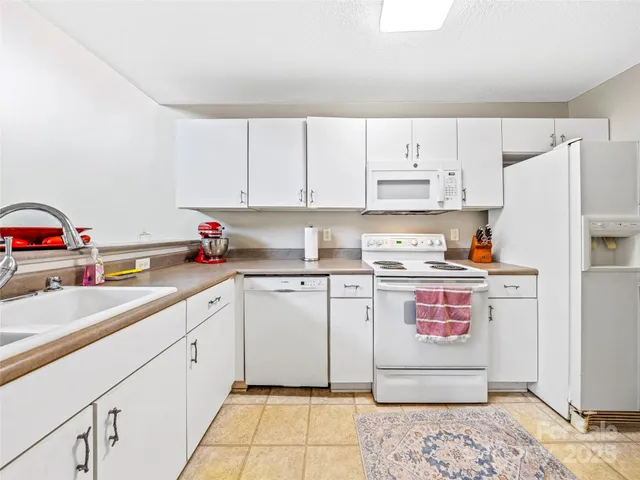 $315,000 | 83 Farm Lane, Mills River, NC 28759