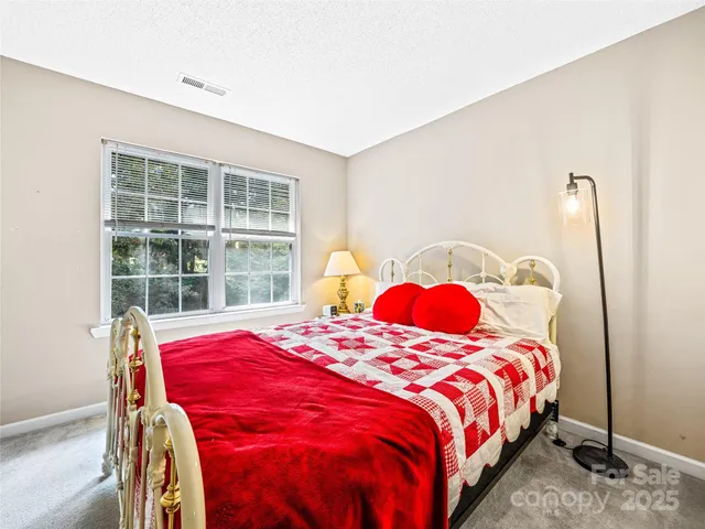 $315,000 | 83 Farm Lane, Mills River, NC 28759