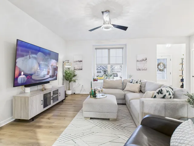 $585,000 | 634 Lambert Drive, Slinger, WI 53086