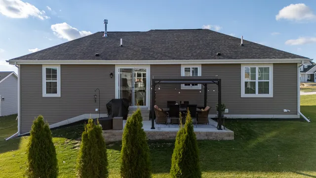 $585,000 | 634 Lambert Drive, Slinger, WI 53086