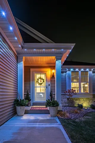 $585,000 | 634 Lambert Drive, Slinger, WI 53086