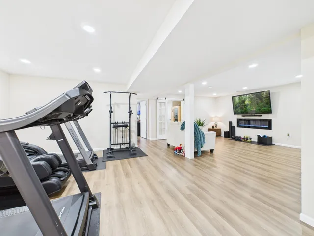 $585,000 | 634 Lambert Drive, Slinger, WI 53086