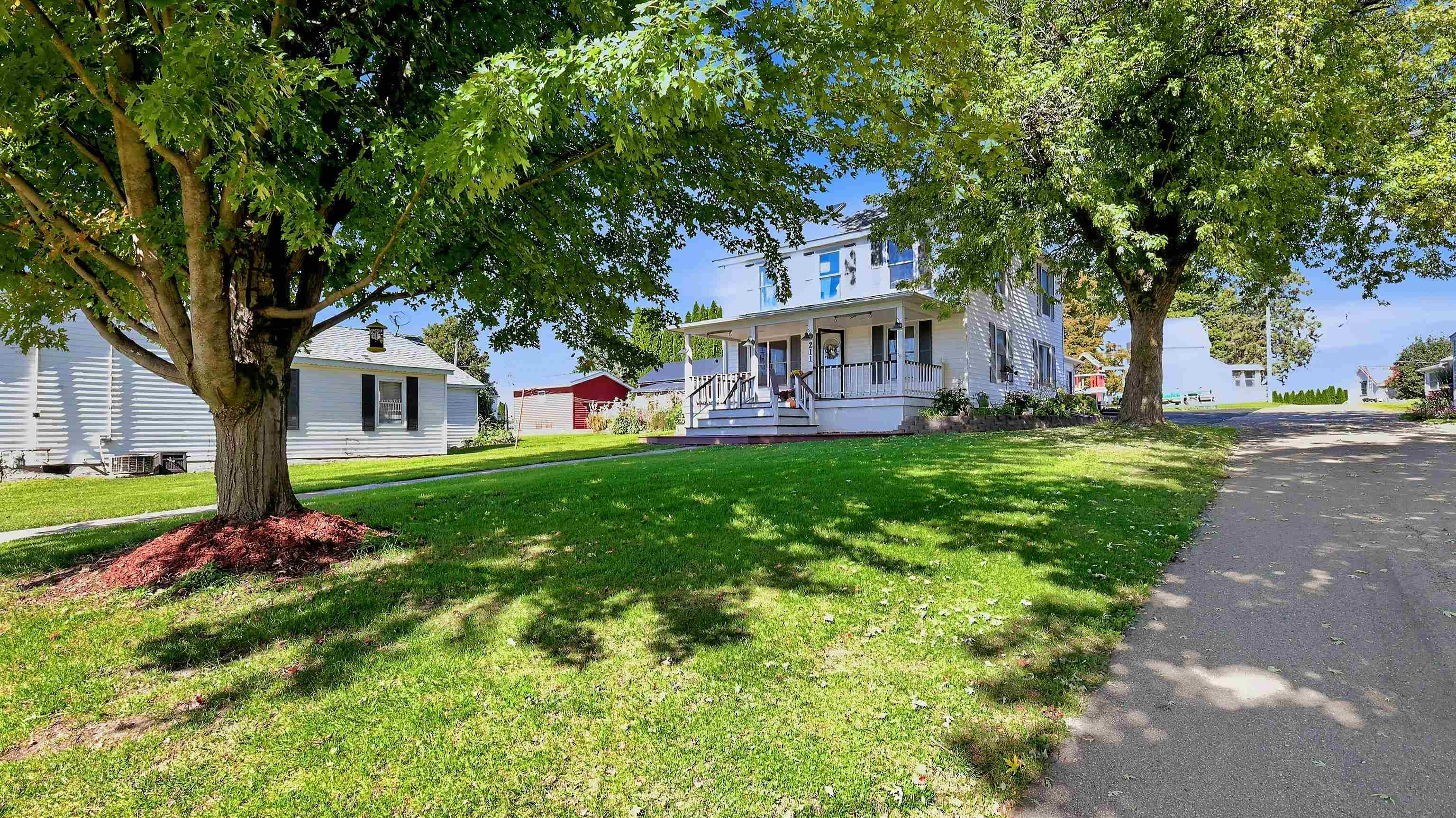 211 East High Street Shullsburg, WI 53586 - Photo 37 of 37 Gallery Image 37