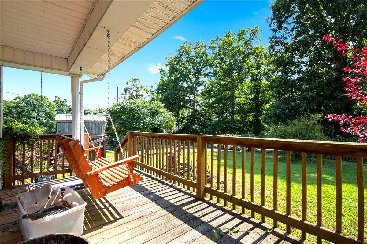 82 Hansen Road Pine Knot, KY 42635 - Photo 30 of 32 36-Front Porch View3