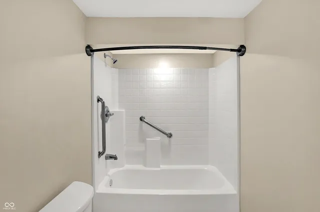 $179,000 | 201 West Burnside Avenue, Fairland, IN 46126