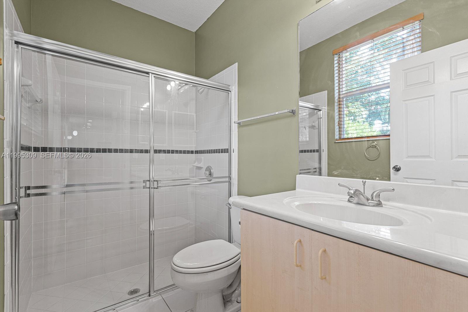 1925 Southeast 17th Court Homestead, FL 33035 - Photo 17 of 38