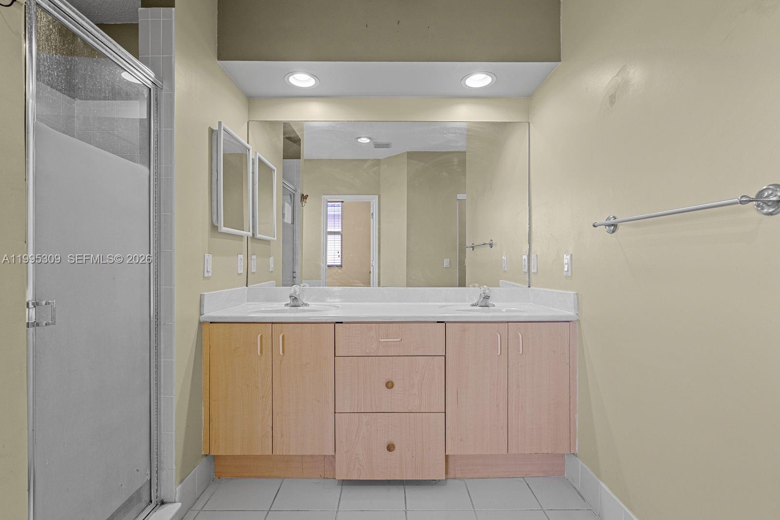 1925 Southeast 17th Court Homestead, FL 33035 - Photo 28 of 38