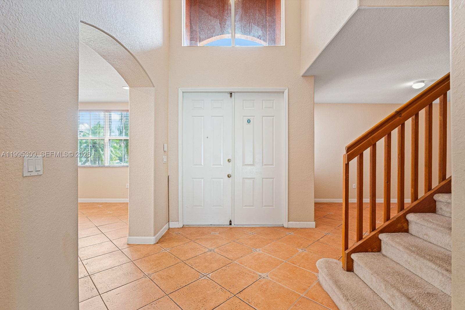 1925 Southeast 17th Court Homestead, FL 33035 - Photo 5 of 38