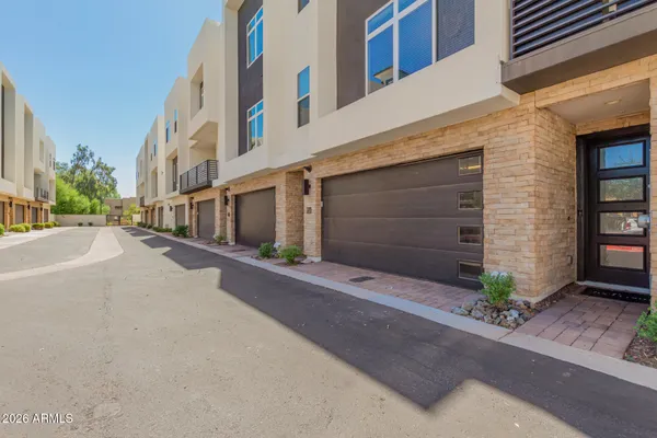 $719,000 | 1717 East Morten Avenue, Unit 41, Phoenix, AZ 85020