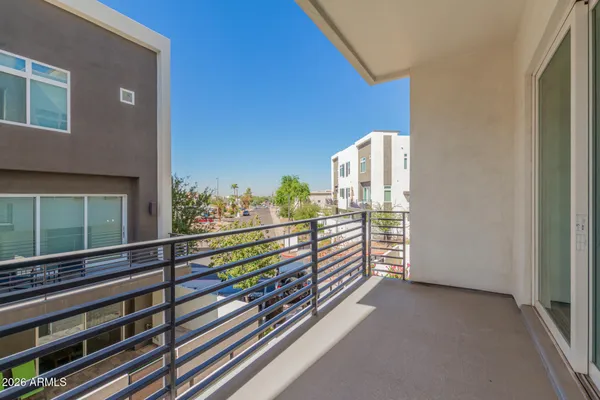 $719,000 | 1717 East Morten Avenue, Unit 41, Phoenix, AZ 85020