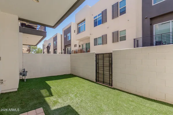$719,000 | 1717 East Morten Avenue, Unit 41, Phoenix, AZ 85020