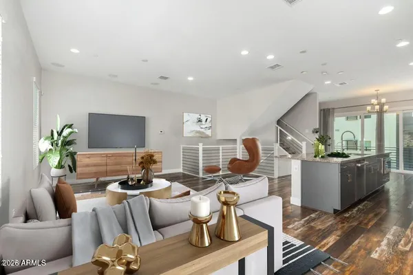 $719,000 | 1717 East Morten Avenue, Unit 41, Phoenix, AZ 85020