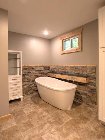 $350,000 | 57450 Government Road, Pine City, MN 55063