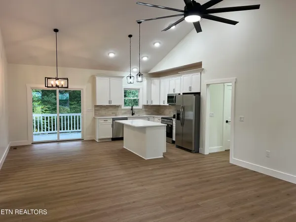 $319,000 | 85 Laurel Drive, Jamestown, TN 38556