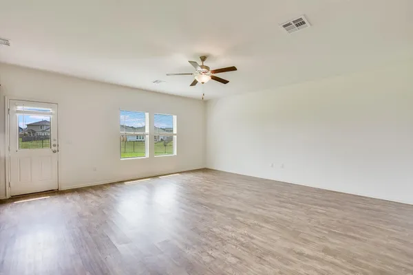 $350,000 | 15401 Solstice Cove, Del Valle, TX 78617