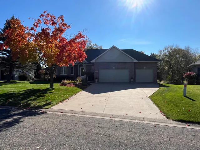 $615,900 | 2296 130th Court Northeast, Blaine, MN 55449