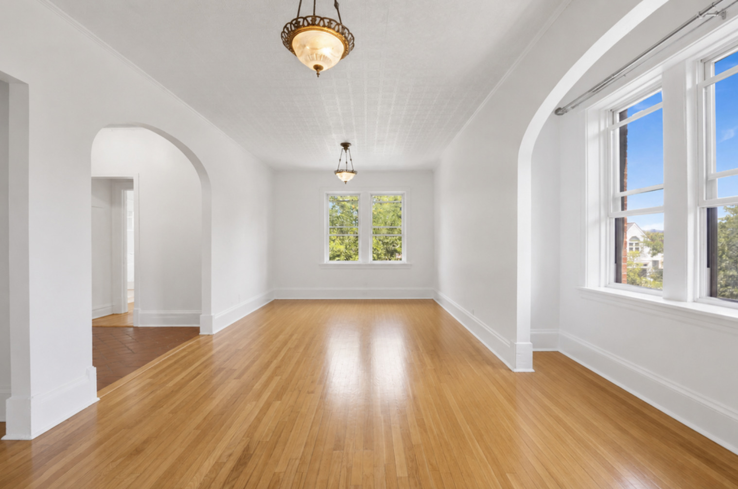 1329 West Addison Street, Unit 3A Chicago, IL 60613 - Photo 2 of 23