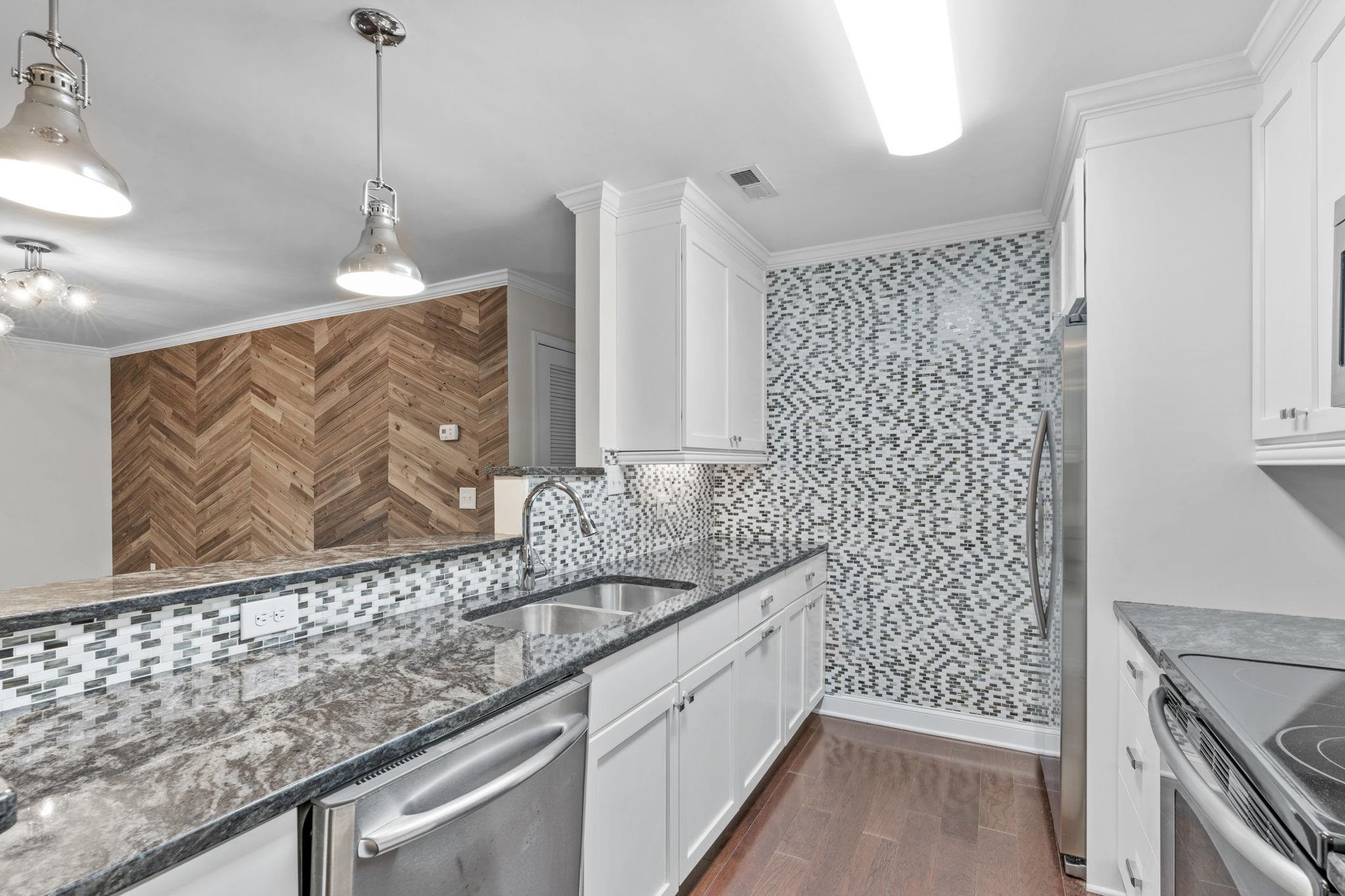 4505 Edwards Mill Road, Unit G Raleigh, NC 27612 - Photo 1 of 31 Photo 1