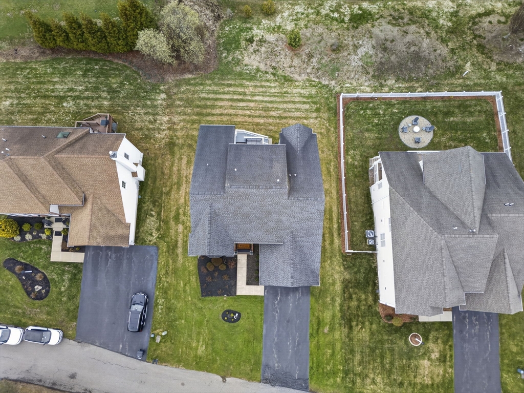 13 Fairways Lane Methuen, MA 01844 - Photo 4 of 42