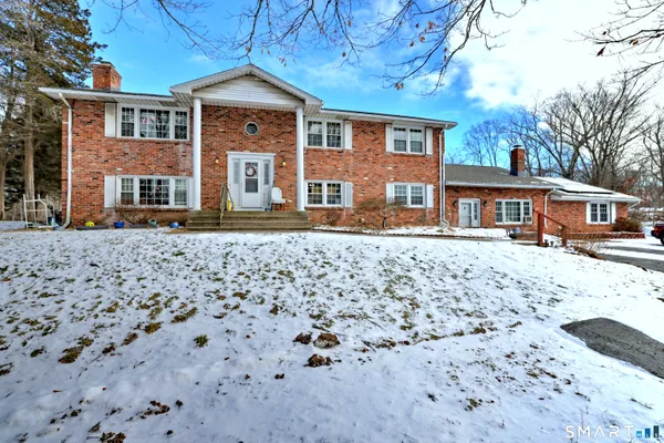 $625,000 | 158 Leetes Island Road, Branford, CT 06405