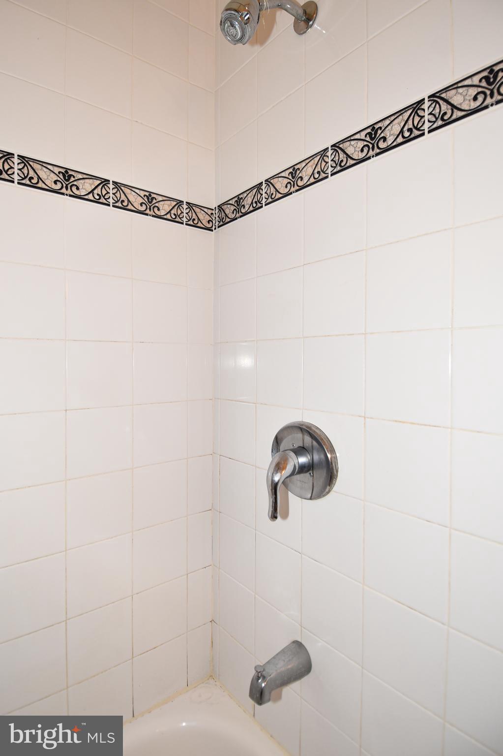 6838 Supreme Court Springfield, VA 22150 - Photo 28 of 42 Hall Bathroom