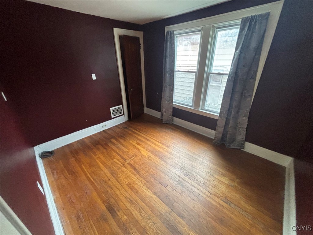 116 Ruth Avenue Syracuse, NY 13210 - Photo 5 of 13