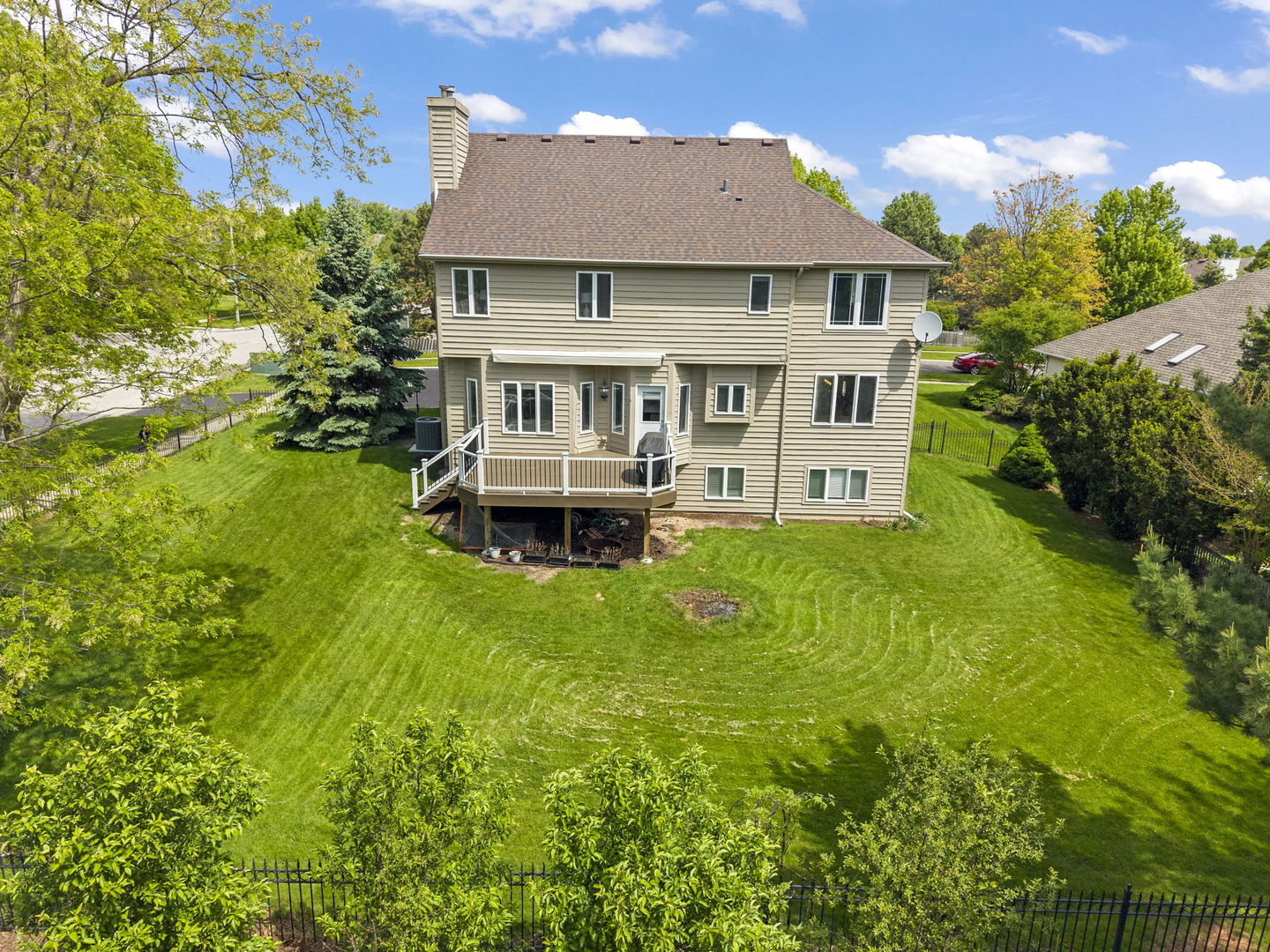 2412 Wild Timothy Road Naperville, IL 60564 - Photo 35 of 54 Gallery Image 35