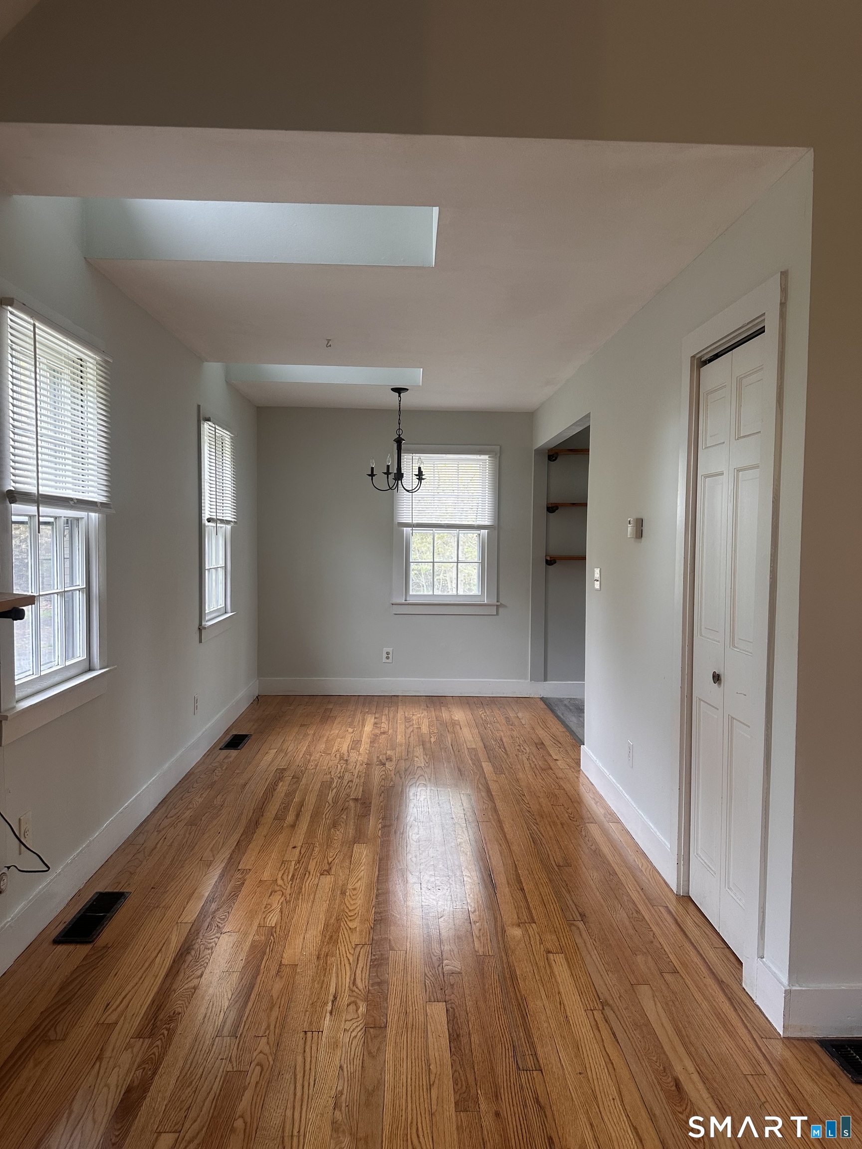 25 Elephant Rock Road Woodbury, CT 06798 - Photo 3 of 15