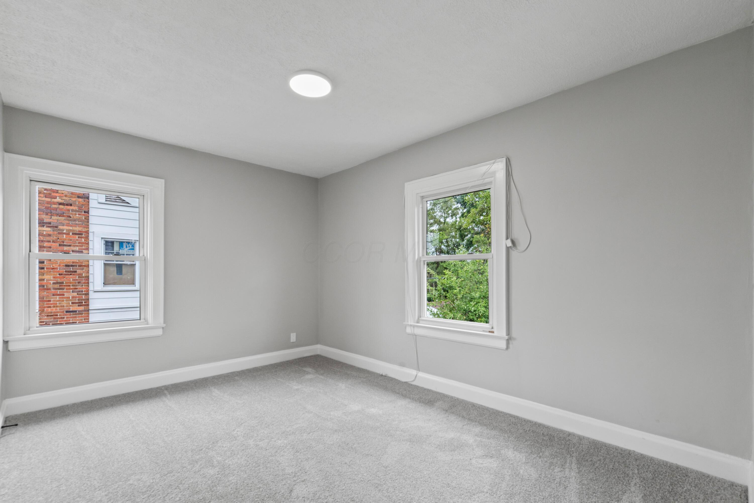 1753 Lockbourne Road Columbus, OH 43207 - Photo 17 of 25 17_photo-1753-lockbourne-road