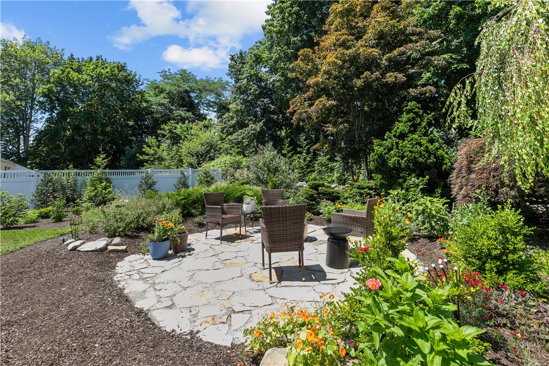 43 Greylock Road Bristol, RI 02809 - Photo 36 of 42