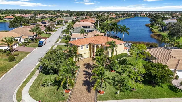 $875,000 | 8323 Barton Farms Boulevard, Sarasota, FL 34240