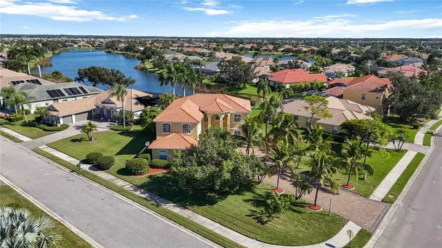 $875,000 | 8323 Barton Farms Boulevard, Sarasota, FL 34240