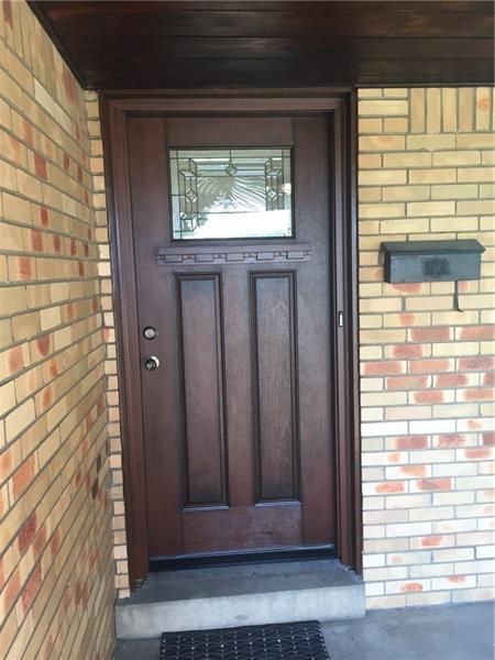 70 Robinhood Road Pittsburgh, PA 15220 - Photo 2 of 25 Gallery Image 2