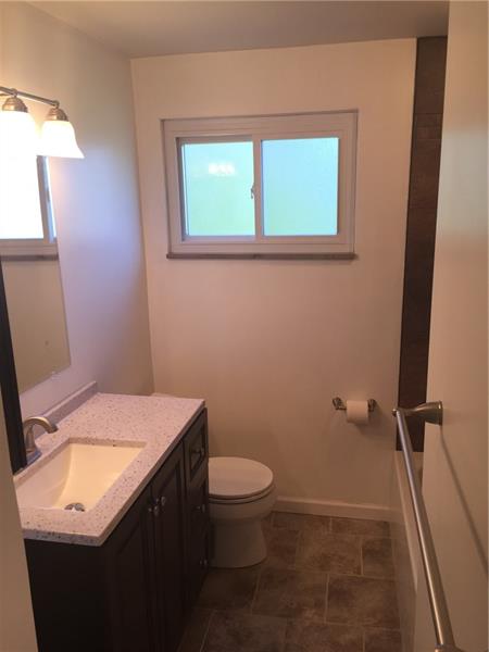 70 Robinhood Road Pittsburgh, PA 15220 - Photo 10 of 25 Gallery Image 10