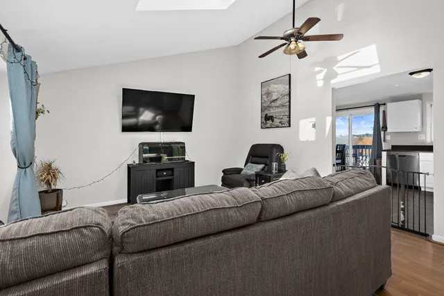 $2,500 | 74 Derryfield Road, Unit L, Derry, NH 03038