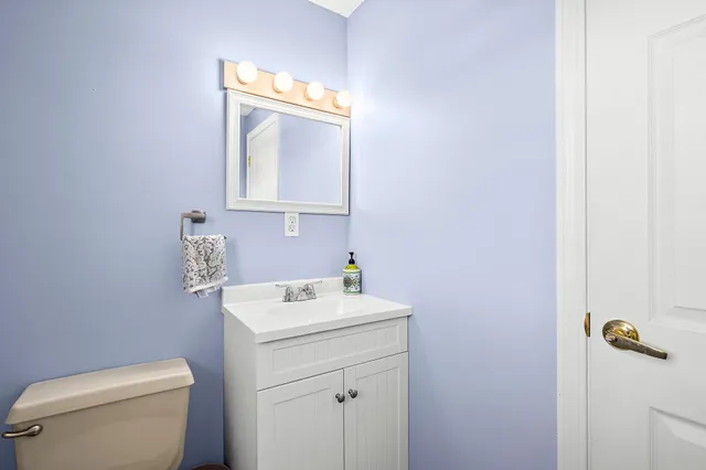 $2,500 | 74 Derryfield Road, Unit L, Derry, NH 03038