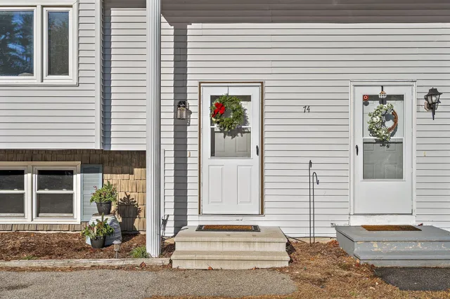 $2,500 | 74 Derryfield Road, Unit L, Derry, NH 03038