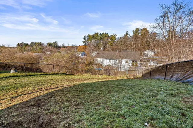 $2,500 | 74 Derryfield Road, Unit L, Derry, NH 03038