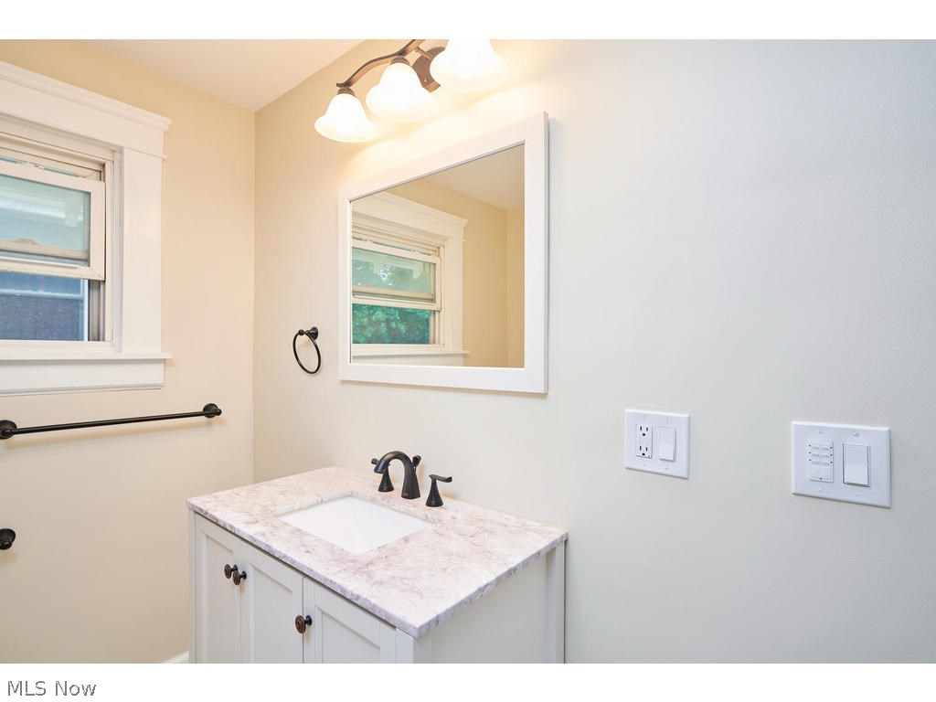 452 Patterson Avenue Akron, OH 44310 - Photo 13 of 22 Gallery Image 13