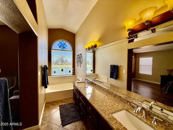 $2,895 | 18882 North 77th Avenue, Glendale, AZ 85308