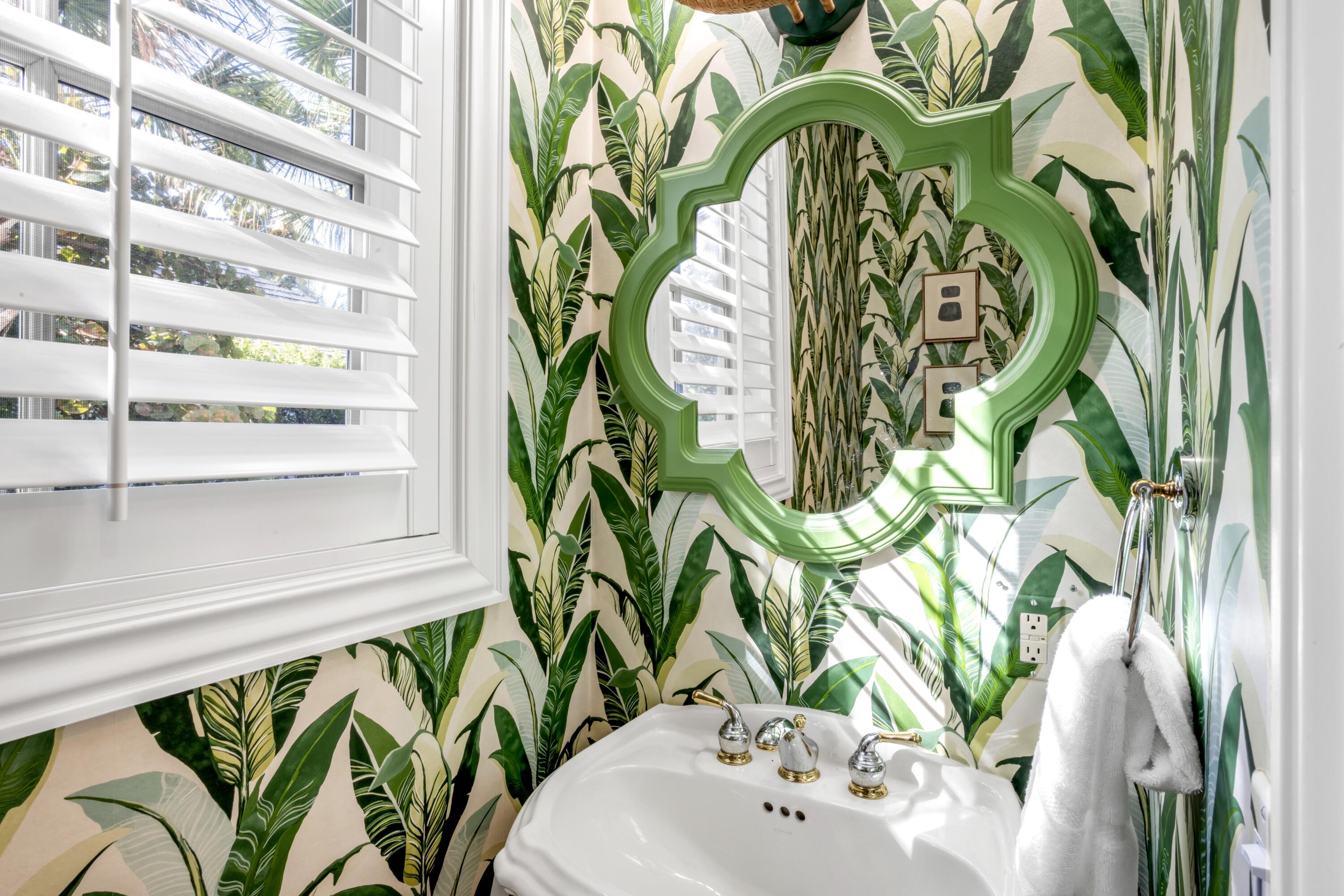 6201 North Ocean Boulevard Ocean Ridge, FL 33435 - Photo 16 of 51 mls_POWDER_ROOM_EB