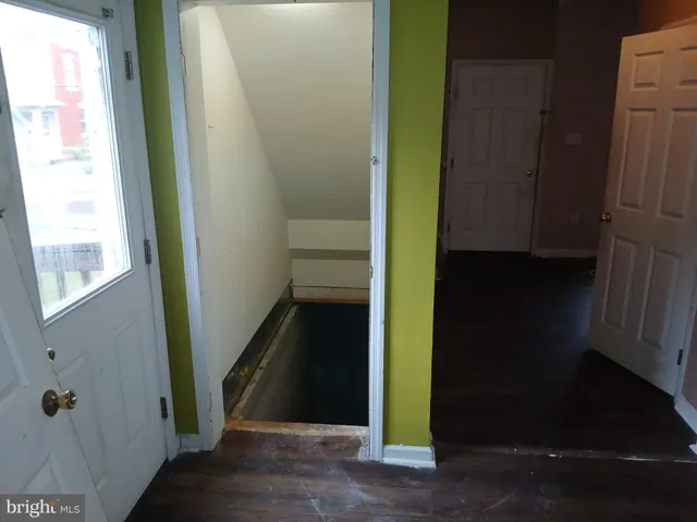 a view of an entryway