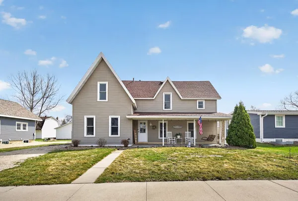 $279,900 | 109 2nd Avenue Northwest, Pine Island, MN 55963