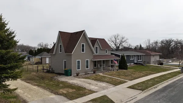 $279,900 | 109 2nd Avenue Northwest, Pine Island, MN 55963