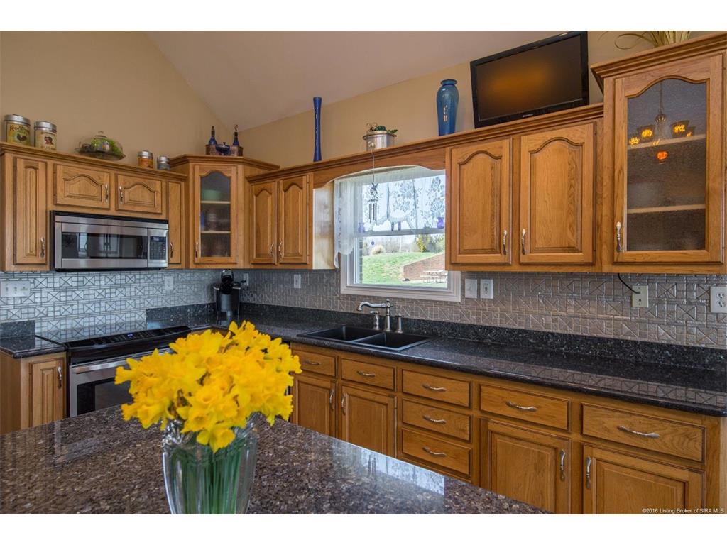 1005 Canyon Road New Albany, IN 47150 - Photo 15 of 52 Gallery Image 15