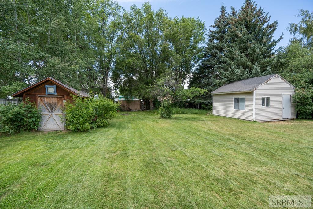 202 West 3rd South Sugar City, ID 83448 - Photo 12 of 52