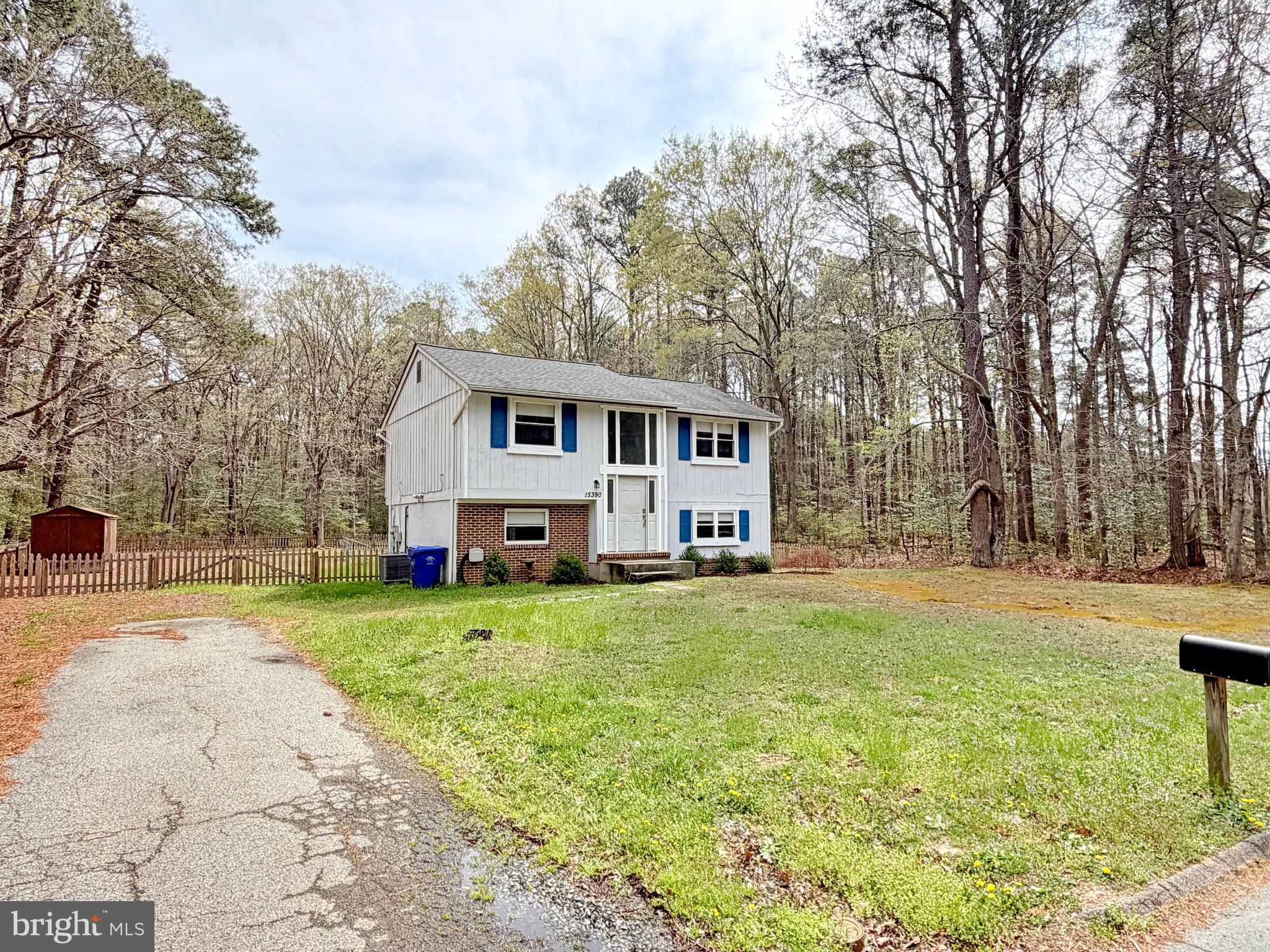 15390 Matthews Manor Road Newburg, MD 20664 - Photo 3 of 52