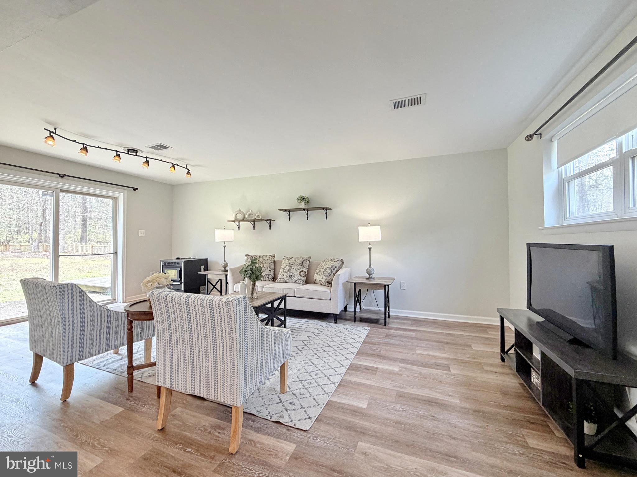 15390 Matthews Manor Road Newburg, MD 20664 - Photo 8 of 52