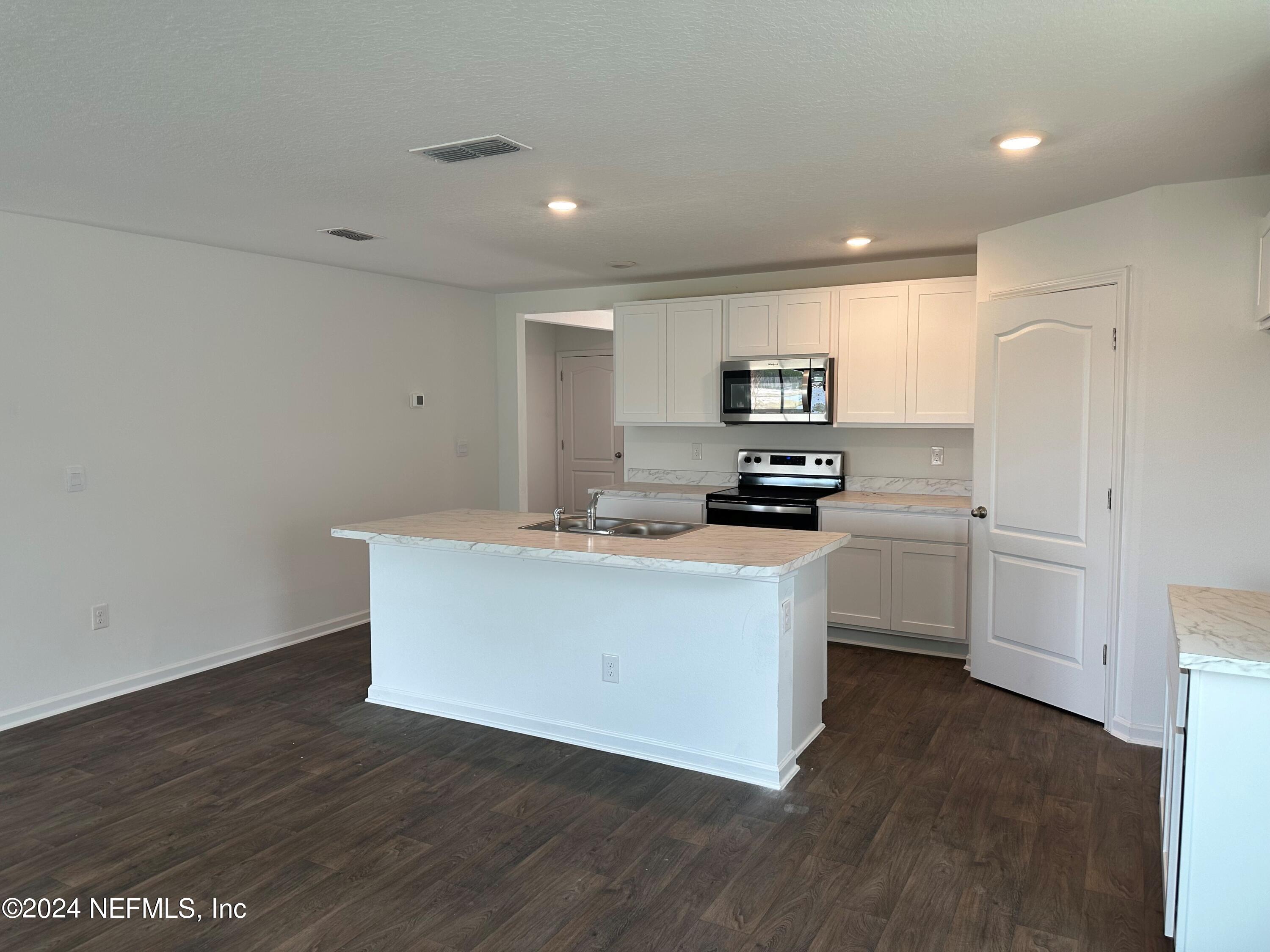 31 Hulett Wds Road Palm Coast, FL 32137 - Photo 8 of 27 SMB 239 9